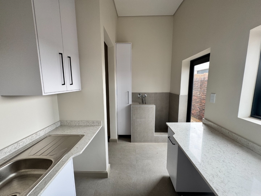 To Let 3 Bedroom Property for Rent in Helderzicht Eco Estate North West